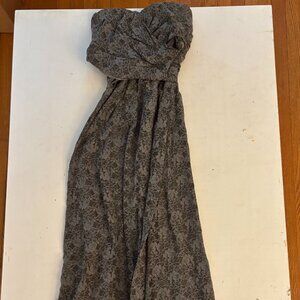 Elegant Grey Strapless Lace Maxi Dress